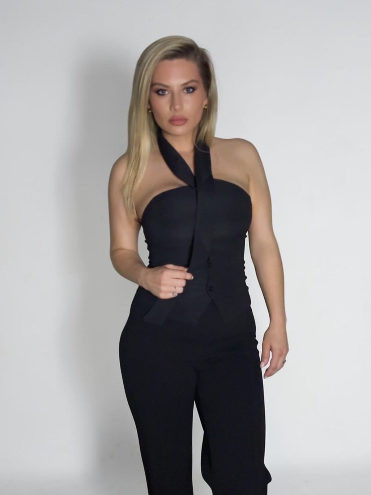 Aura Choker Wrap Top | BLK