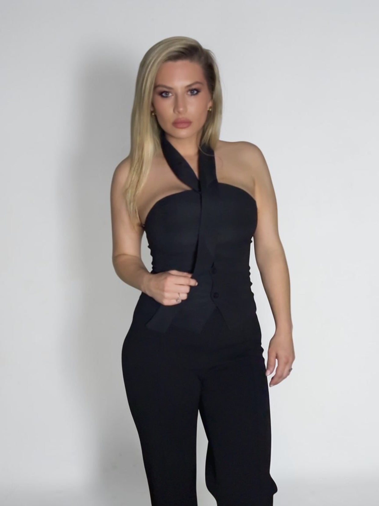 Aura Choker Wrap Top | BLK